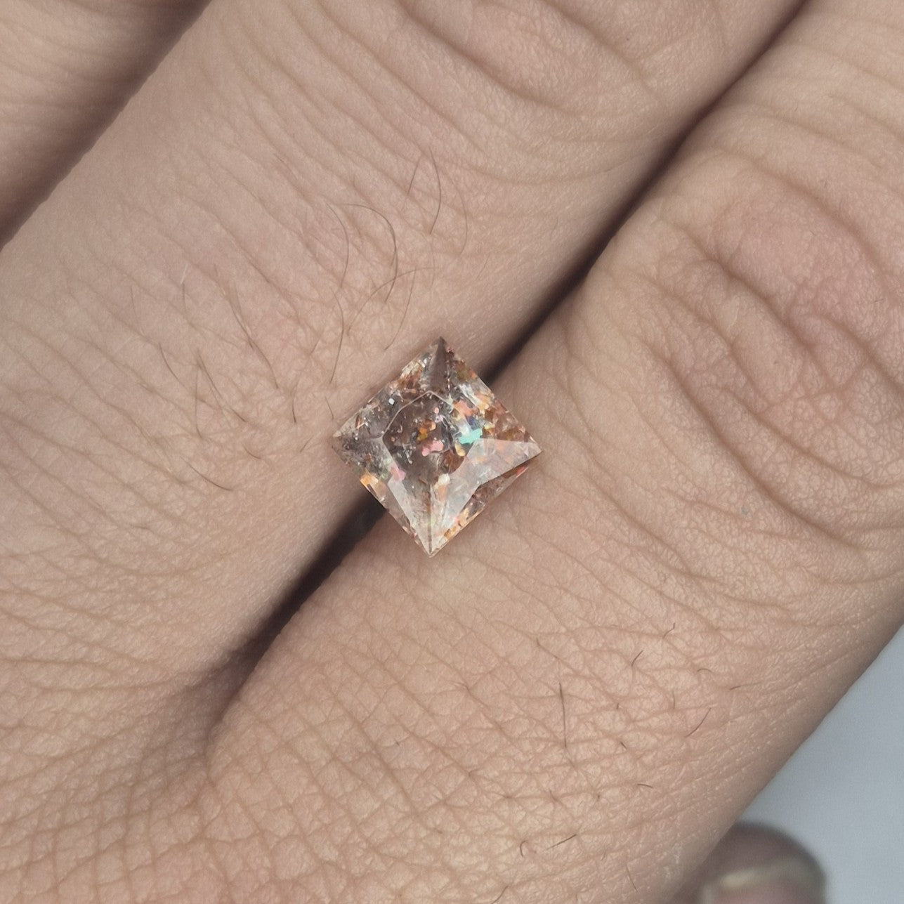 1.10ct Tanzanian Sunstone – Rare Red Platelet Schiller – Mistress Cut