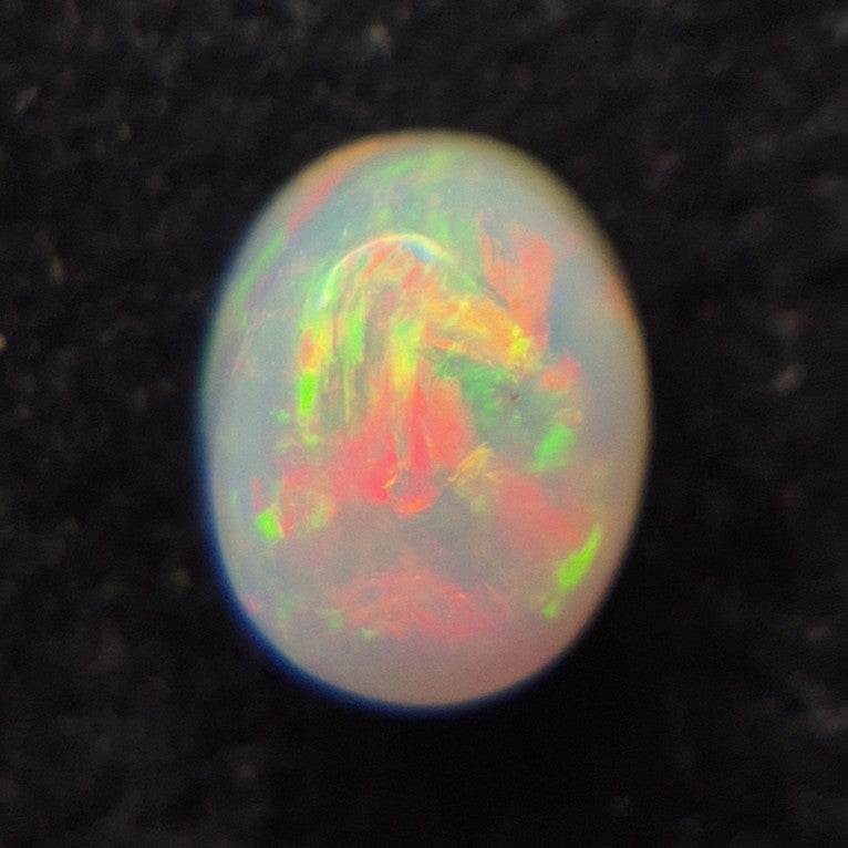 1.25ct Bright Ethiopian Welo Opal (Calibrated 8x6mm) – Fiery Red & Green