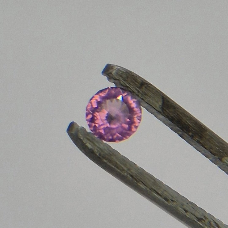 Portuguese Round Brilliant Rhodolite Garnet - 0.5 ct